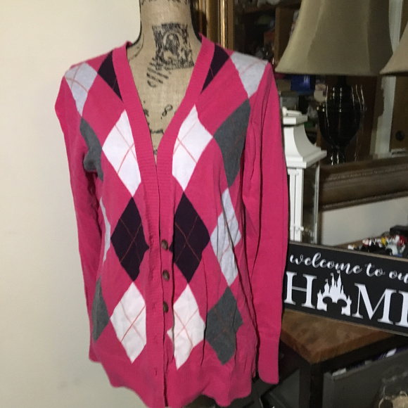 Old Navy Sweaters - Old Navy Pink Argyle Cardigan